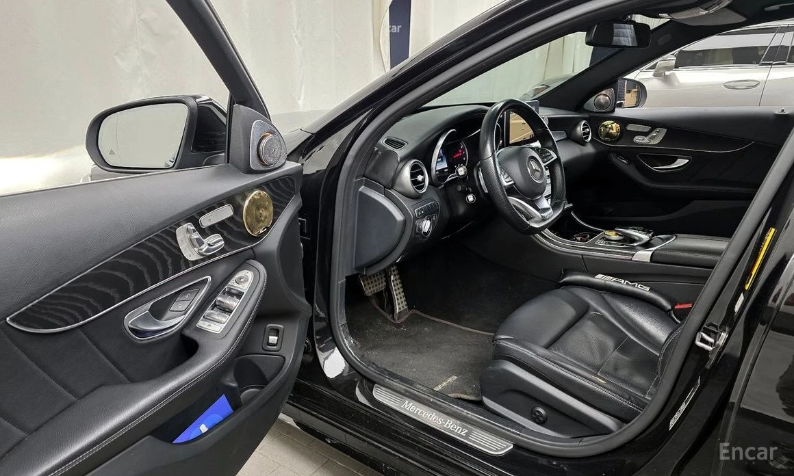 Mercedes-Benz C 200, снимка 10 - Автомобили и джипове - 54242780