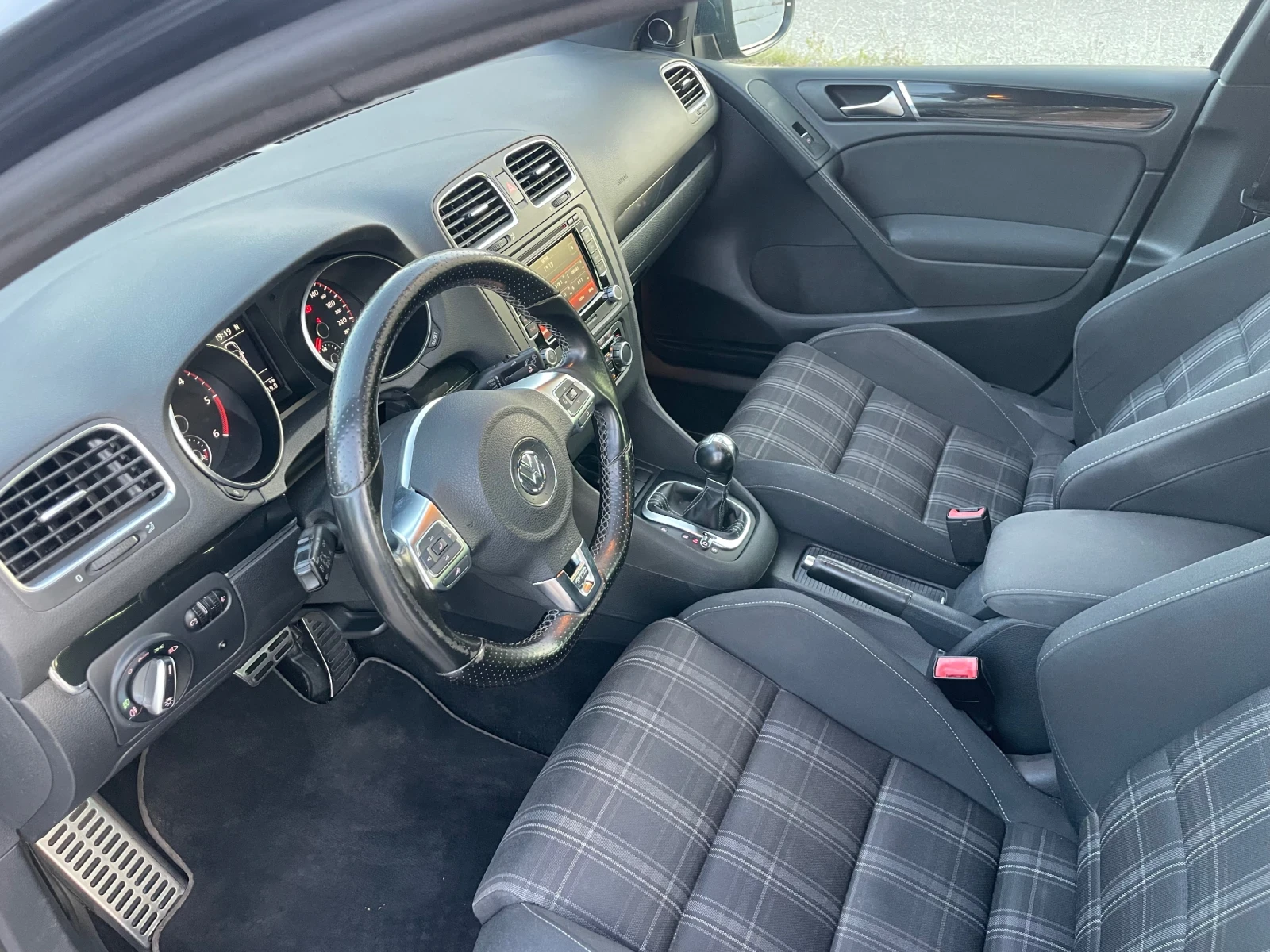 VW Golf GTD//DSG//170//TOP, снимка 11 - Автомобили и джипове - 54296738