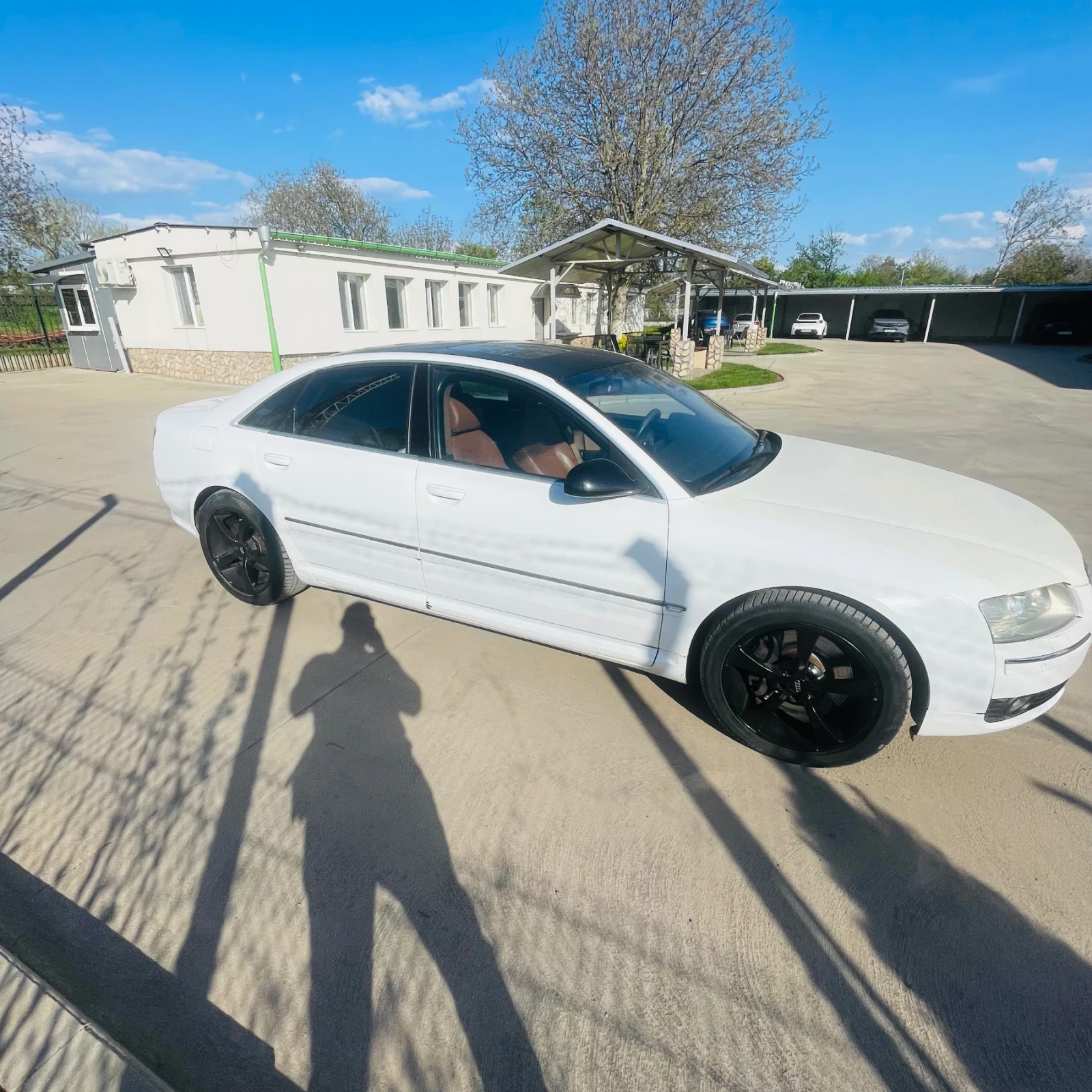 Audi A8, снимка 4 - Автомобили и джипове - 54346395