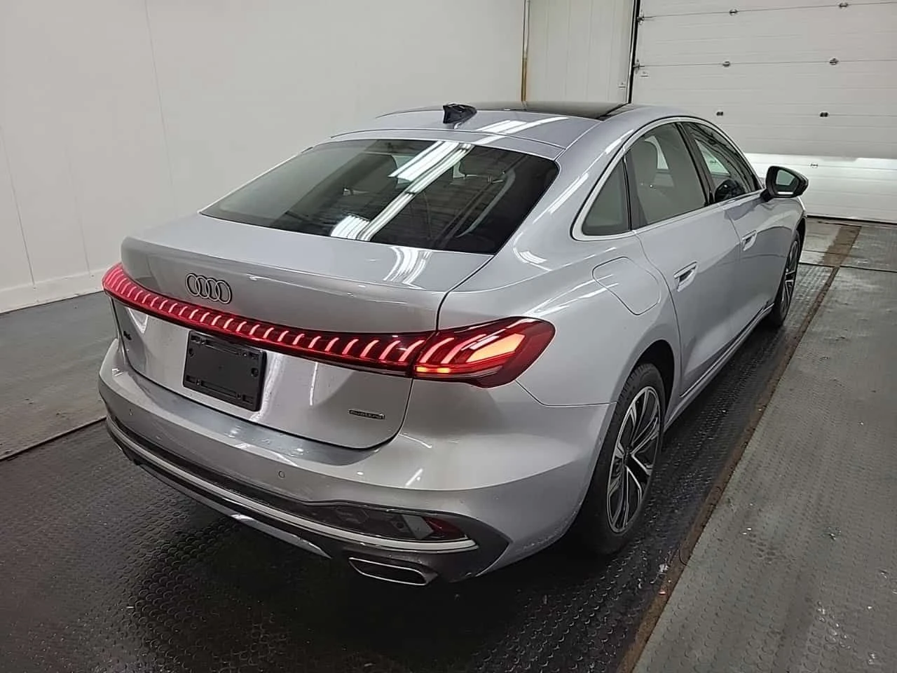 Audi A5 * Progressiv * 2 КЛЮЧА * АМБИЕНТНО * ПОДГРЕВ, снимка 10 - Автомобили и джипове - 54460398