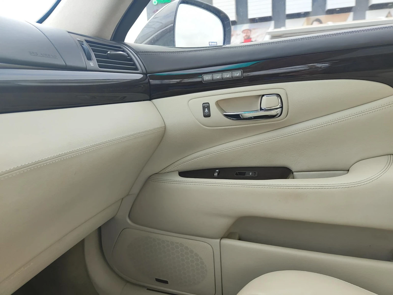 Lexus LS 600, снимка 12 - Автомобили и джипове - 54722910