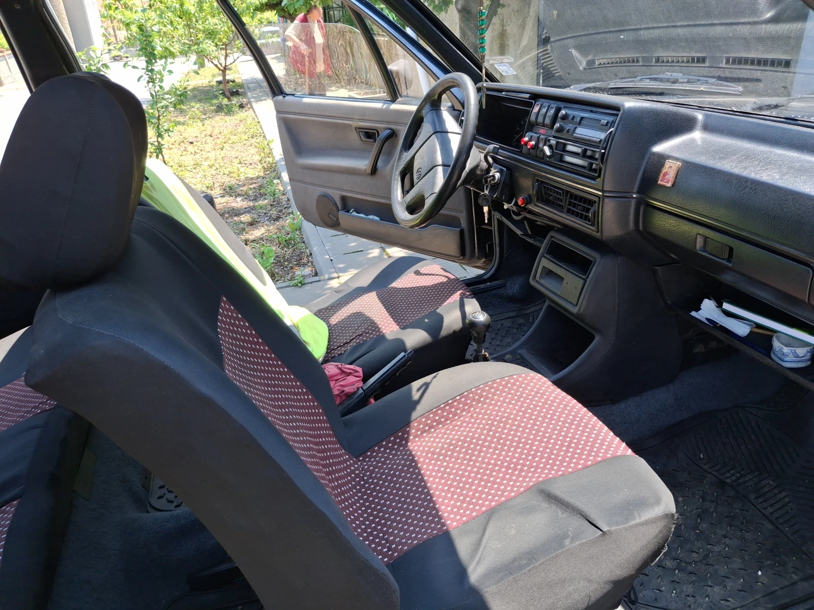 VW Golf, снимка 11 - Автомобили и джипове - 54825366