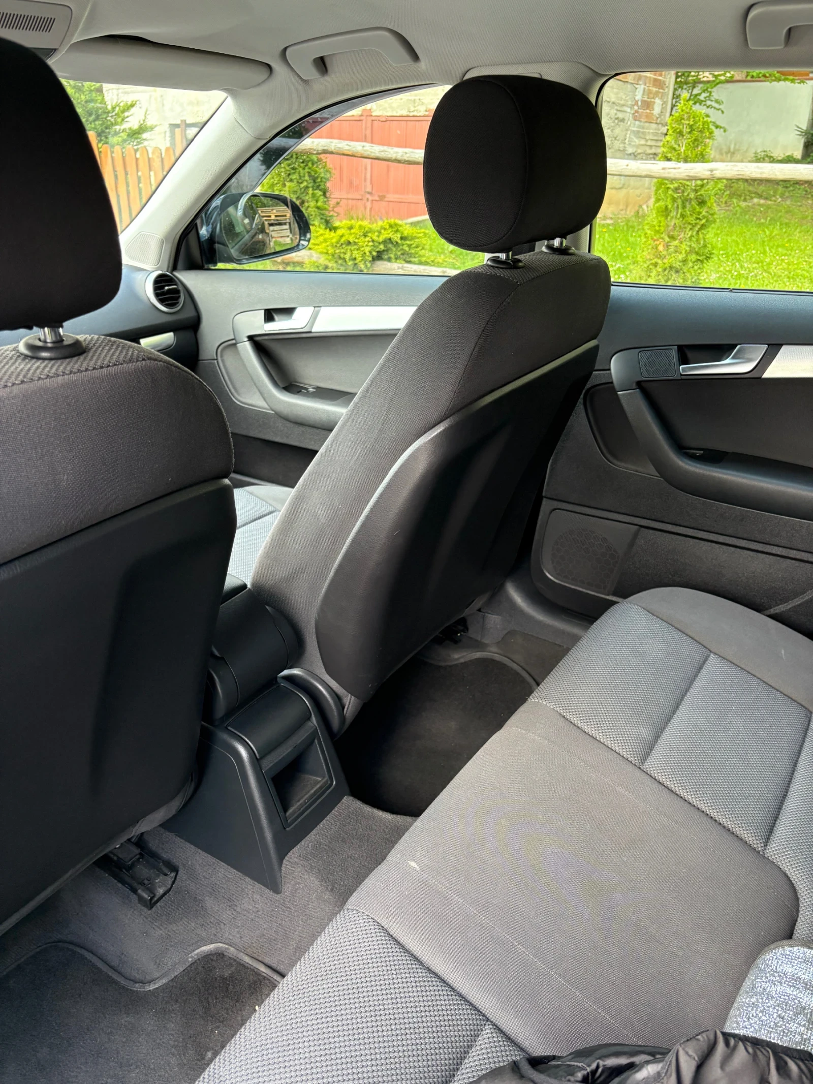 Audi A3 1.6TDI, снимка 9 - Автомобили и джипове - 55016453