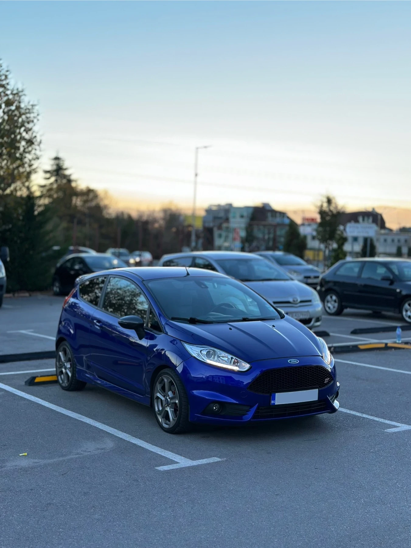 Ford Fiesta ST, снимка 2 - Автомобили и джипове - 55298212