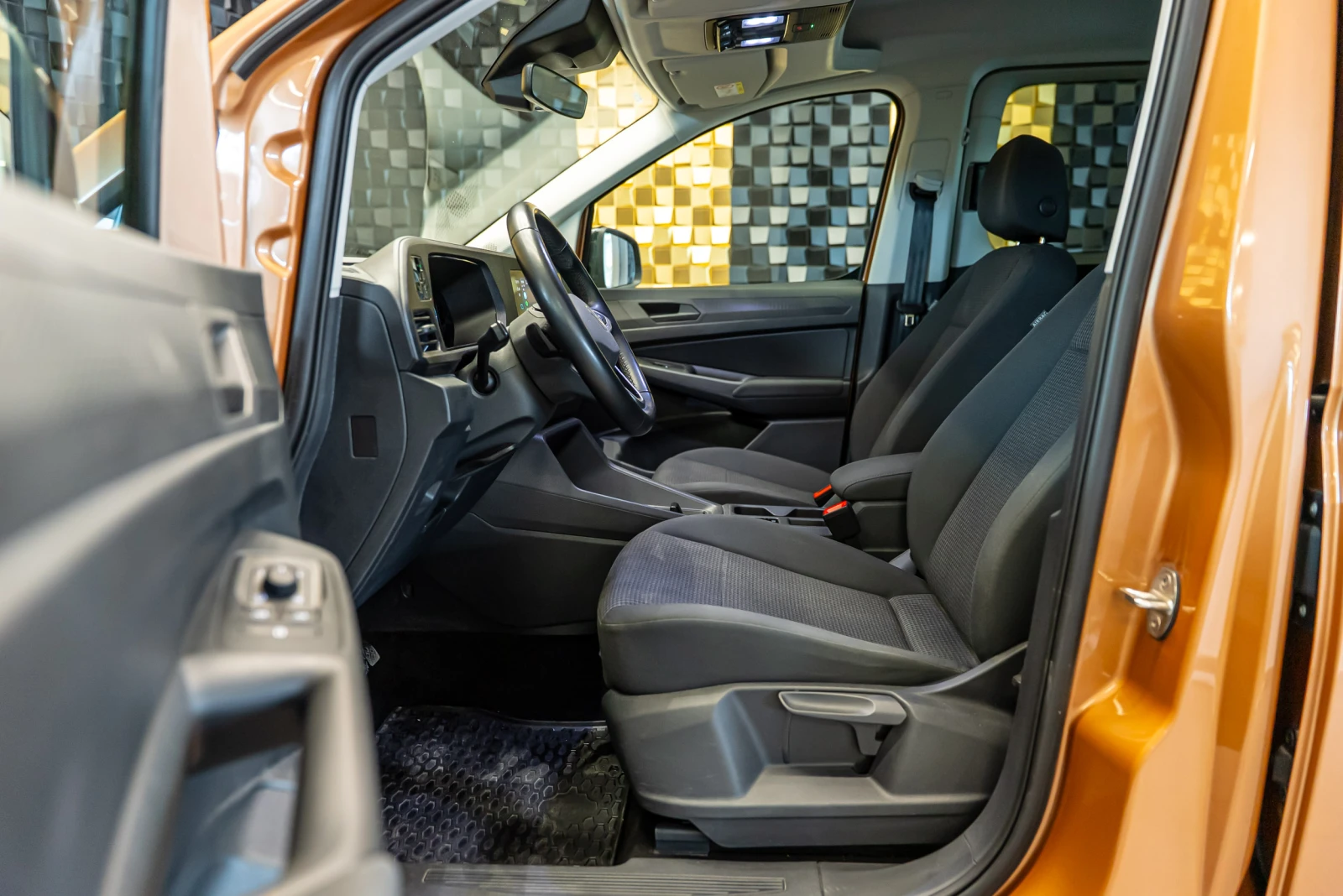 VW Caddy 2.0d | Mobile.bg � ����������� 8