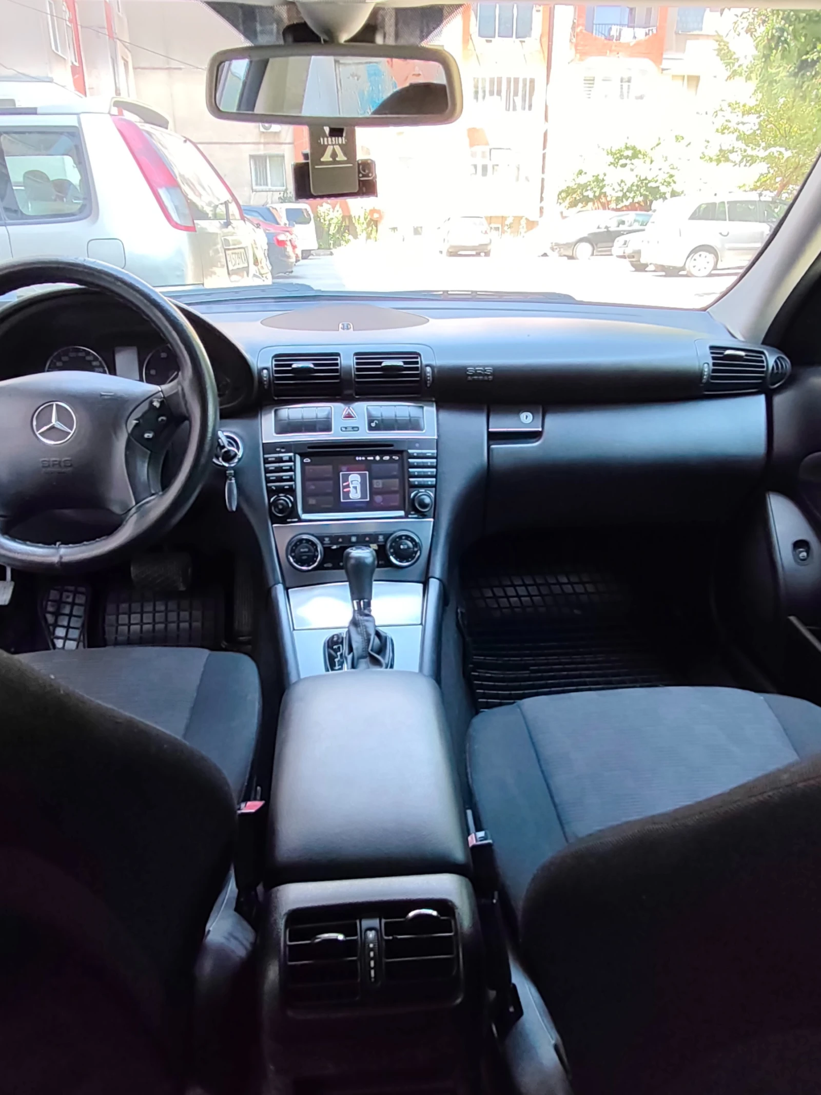 Mercedes-Benz C 220 W 203, снимка 13 - Автомобили и джипове - 55338451