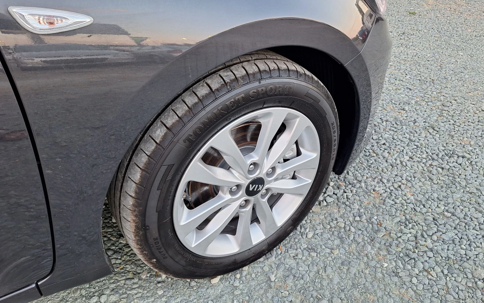 Kia Ceed 1.4-99кс.-2018г. Facelift.Навигация .Подгрев., снимка 7 - Автомобили и джипове - 55619544