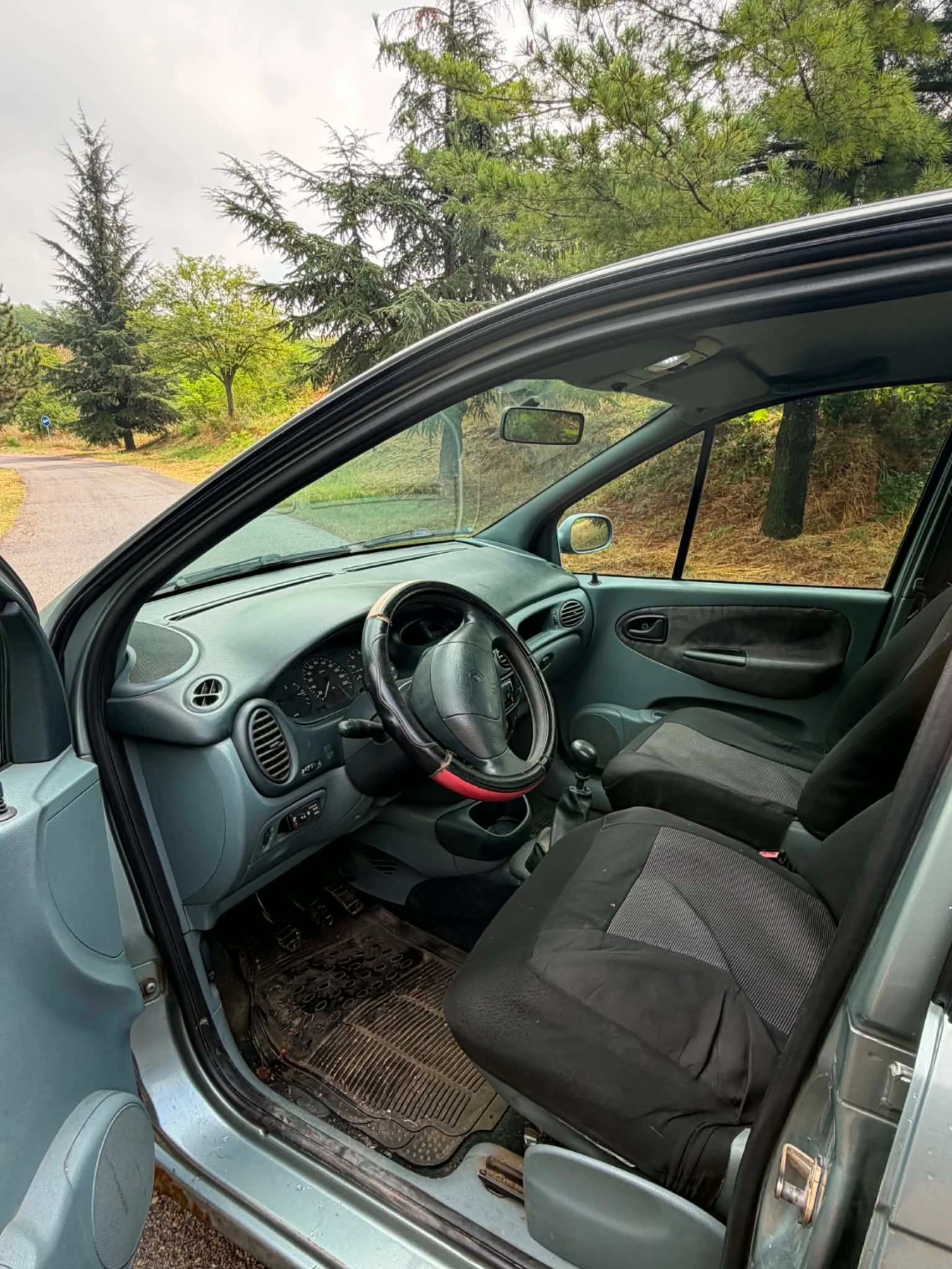Renault Scenic, снимка 4 - Автомобили и джипове - 55833095