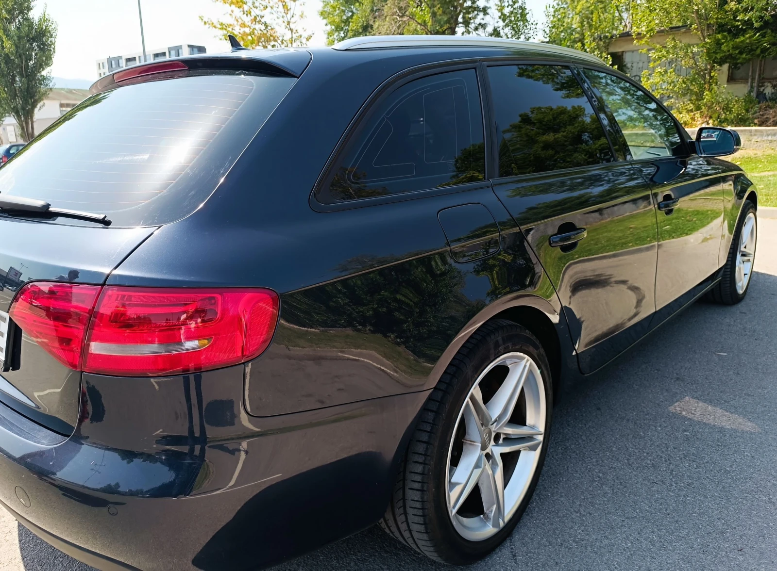 Audi A4 1.8 TFSI + ГАЗ, снимка 4 - Автомобили и джипове - 55998503