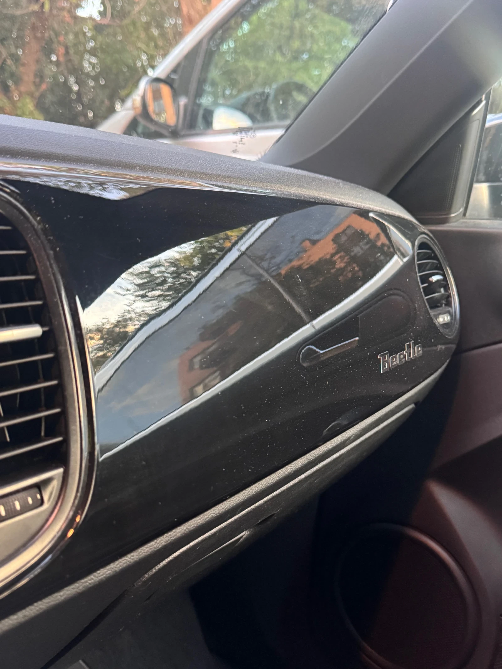 VW Beetle 1.2Tsi Регистриран Гражданска, снимка 11 - Автомобили и джипове - 56074352