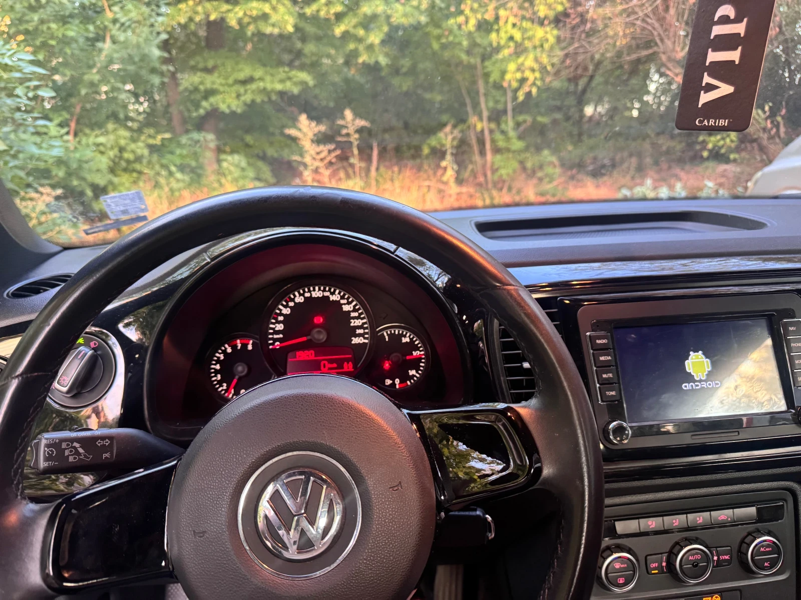 VW Beetle 1.2Tsi Регистриран Гражданска, снимка 8 - Автомобили и джипове - 56074352