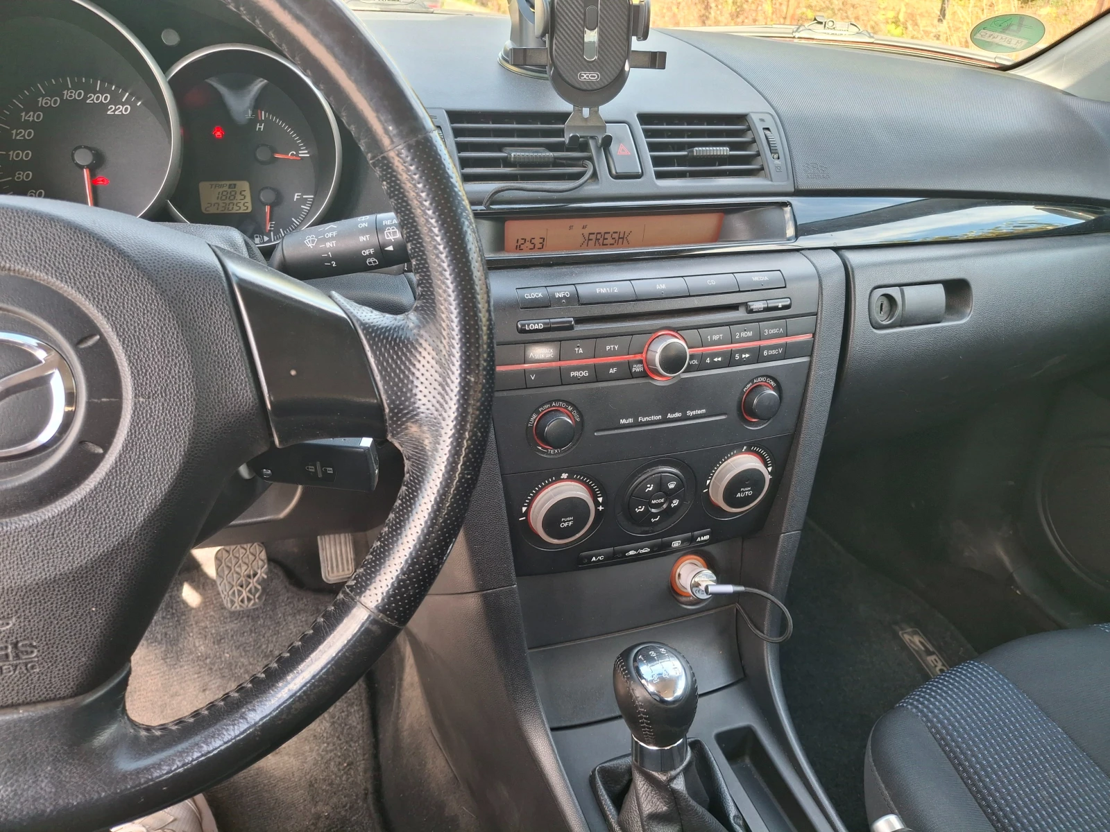 Mazda 3, снимка 13 - Автомобили и джипове - 56336740