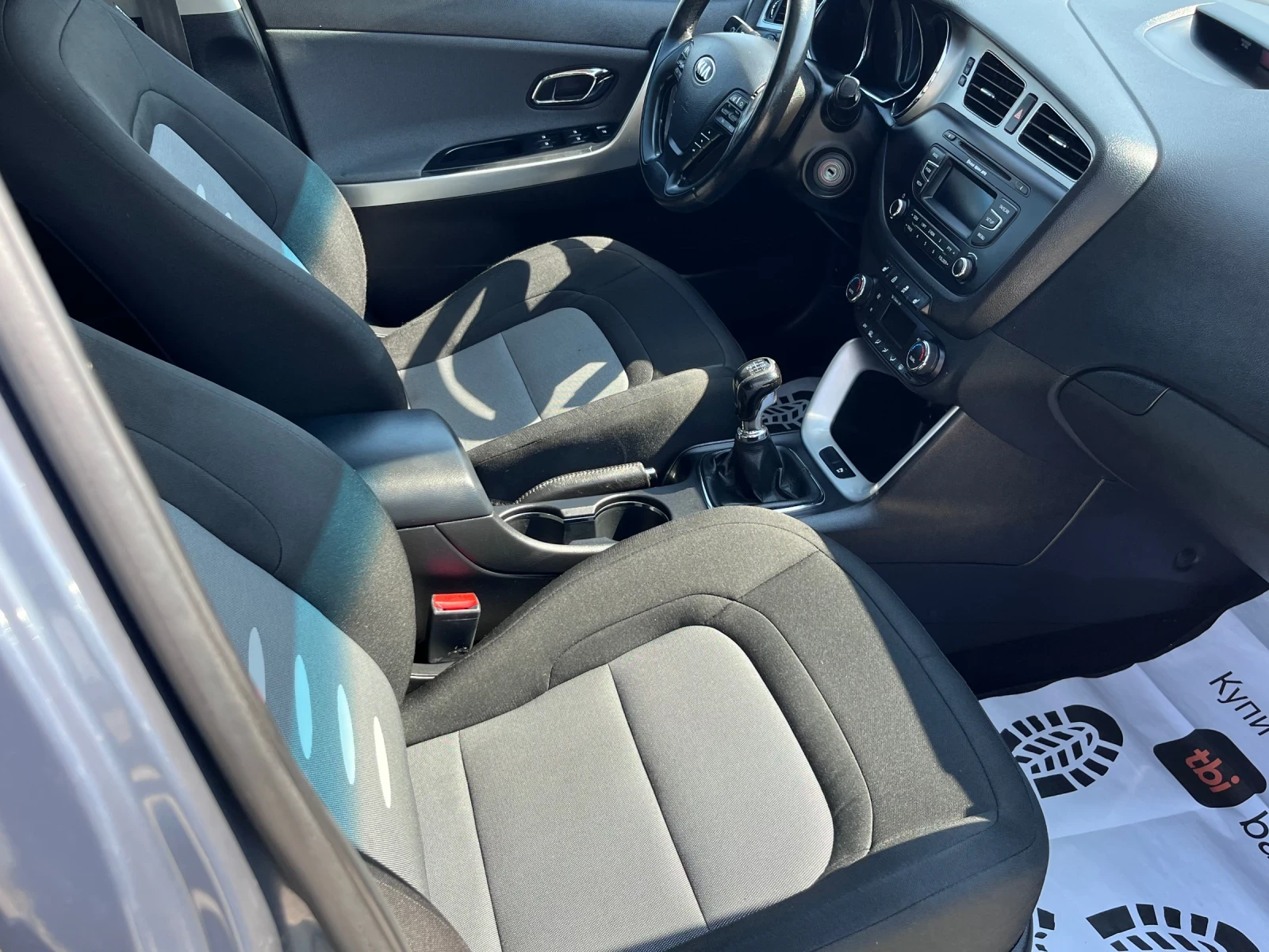 Kia Ceed 133482 км, снимка 15 - Автомобили и джипове - 56634525