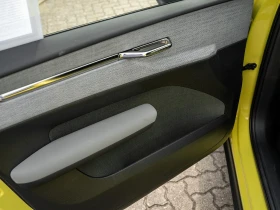 Volvo EX30 RANGE-PLUS* CAM* KEYLESS* NIGHT* LED* CARPLAY* , снимка 5