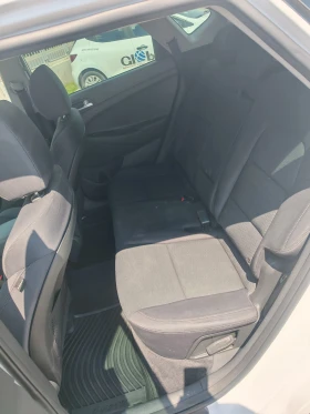 Hyundai Tucson 4x4/PANORAMA/AUTOMATIC/CARPLAY, снимка 9