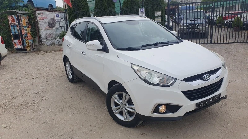 Hyundai IX35 1.7DНави, Камера, снимка 2 - Автомобили и джипове - 46650266