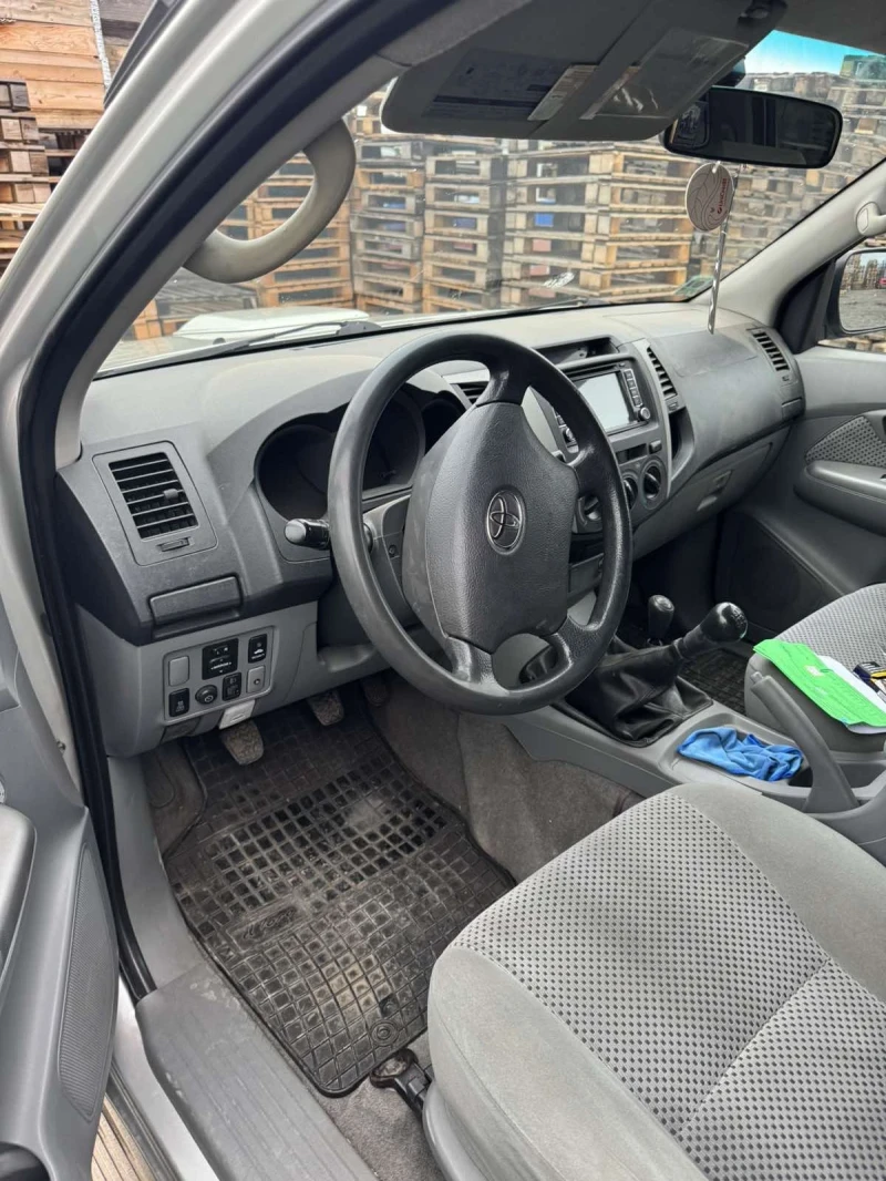 Toyota Hilux, снимка 5 - Автомобили и джипове - 48217177