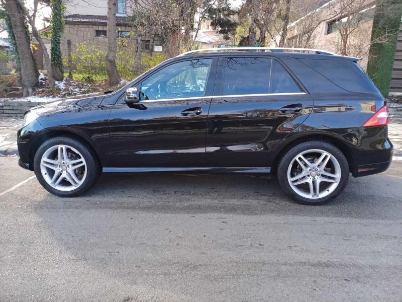 Mercedes-Benz ML 350 CDI Bluetec 4Matic AMG-Optic Edition 1 Designo, снимка 4 - Автомобили и джипове - 48395139