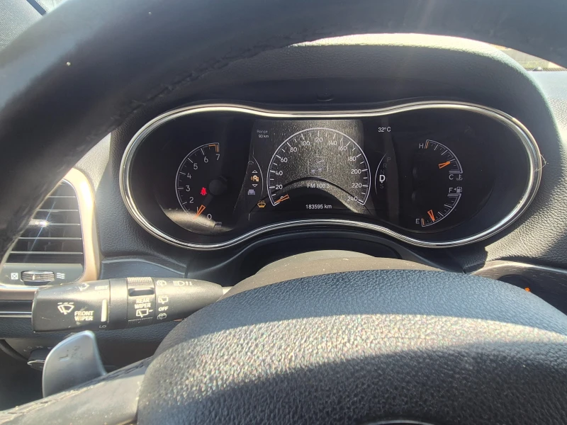 Jeep Grand cherokee, снимка 16 - Автомобили и джипове - 51106614