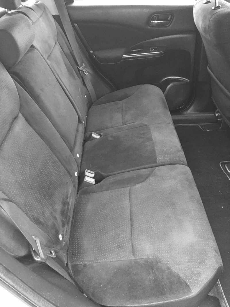 Honda Cr-v 1.6d 120k.c., снимка 8 - Автомобили и джипове - 52322309