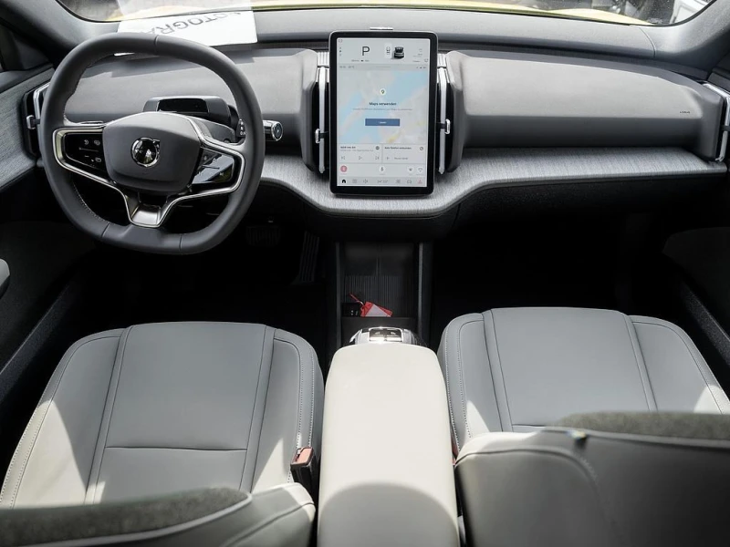 Volvo EX30 RANGE-PLUS* CAM* KEYLESS* NIGHT* LED* CARPLAY* , снимка 15 - Автомобили и джипове - 52410641