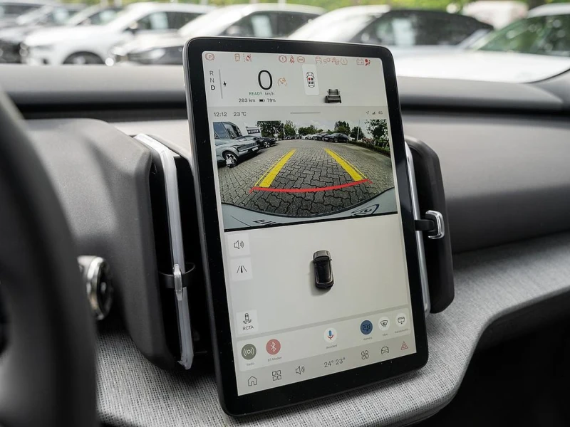 Volvo EX30 RANGE-PLUS* CAM* KEYLESS* NIGHT* LED* CARPLAY* , снимка 11 - Автомобили и джипове - 52410641