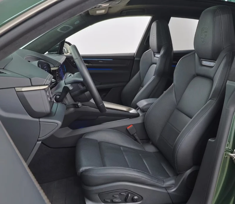 Porsche Macan Electric* Turbo* Matrix* Sport Chrono* Pano* , снимка 4 - Автомобили и джипове - 52535803