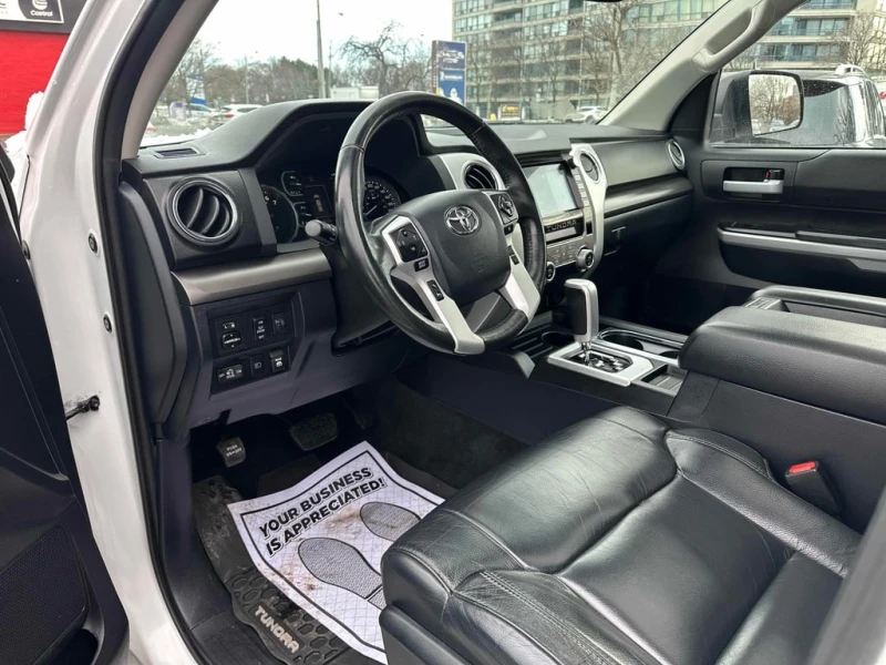 Toyota Tundra 4x4 Crewmax 2020* CARFAX * БЕЗ ПЪРВОНАЧАЛНА ВНОСКА, снимка 7 - Автомобили и джипове - 52856018