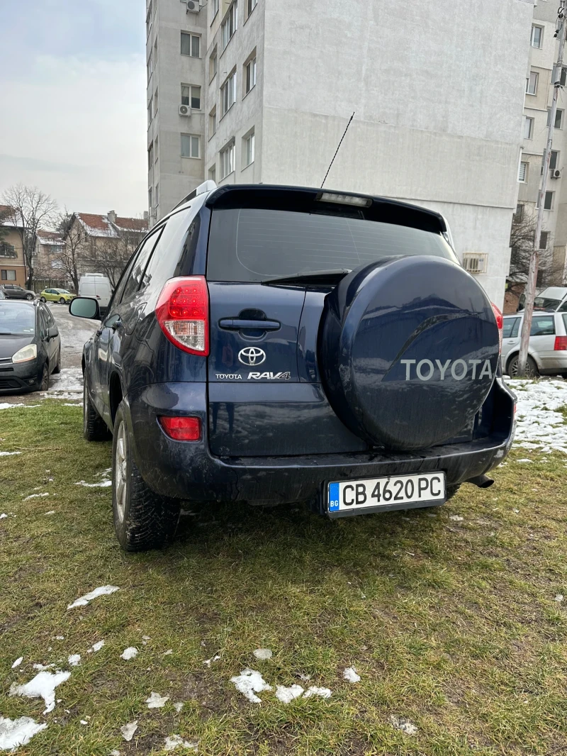 Toyota Rav4 3 gen, снимка 4 - Автомобили и джипове - 53363009
