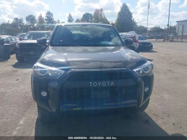 Toyota 4runner SR5 PREMIUM 4.0L V-6 (270HP), снимка 1 - Автомобили и джипове - 48166122