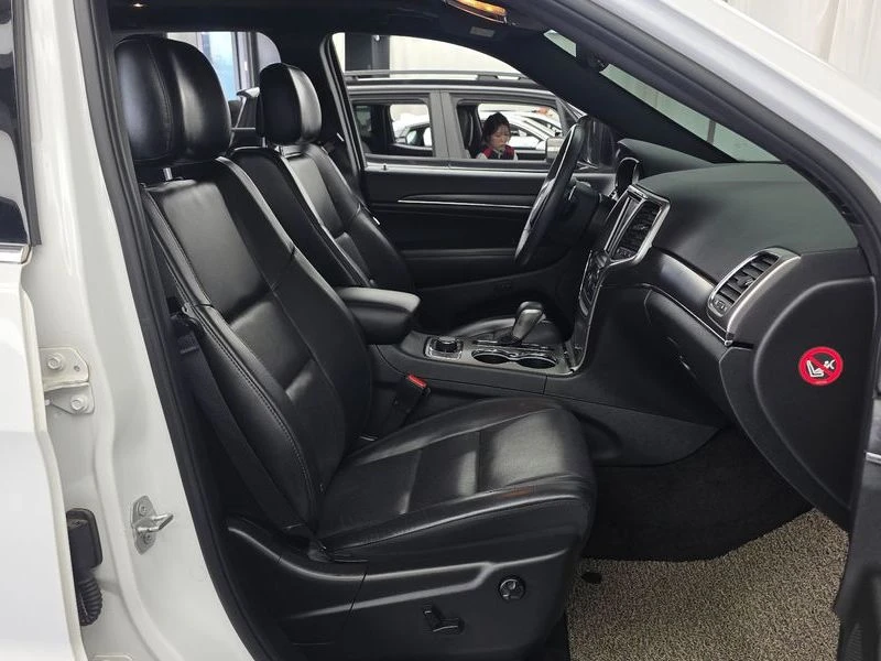 Jeep Cherokee 3.6 Limited| 295к.с., снимка 11 - Автомобили и джипове - 56164129