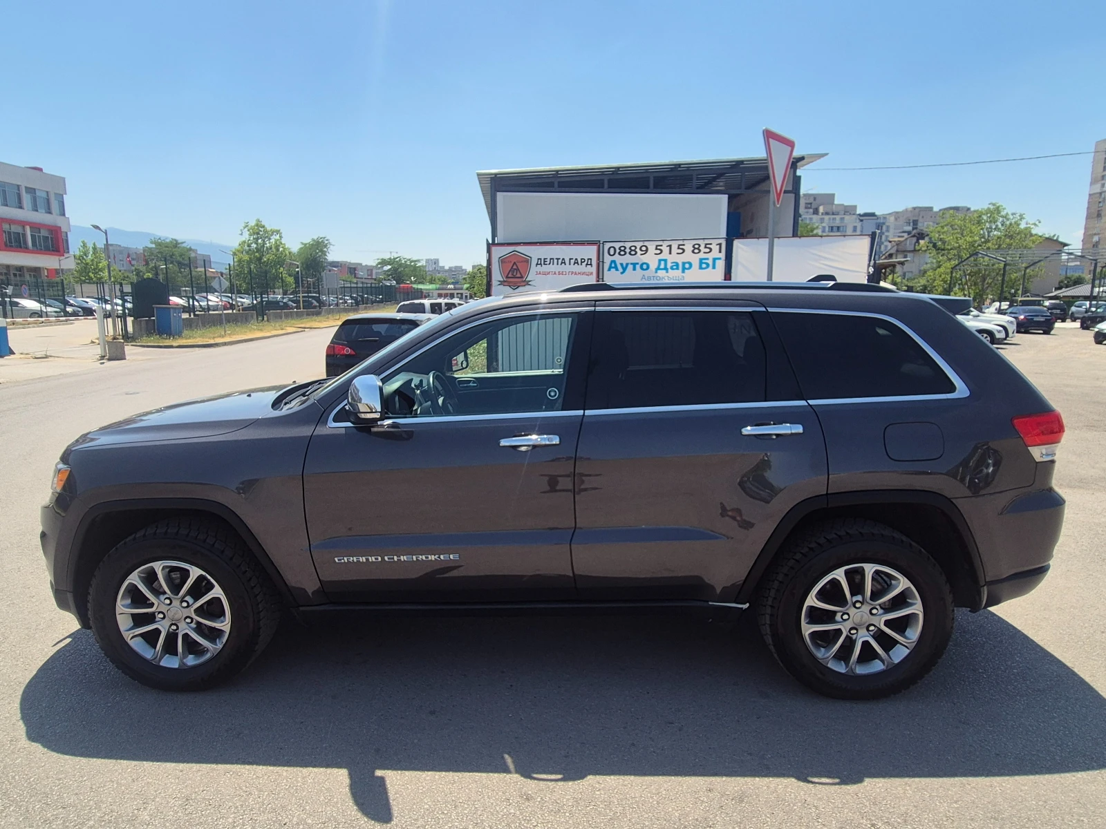 Jeep Grand cherokee  - изображение 8