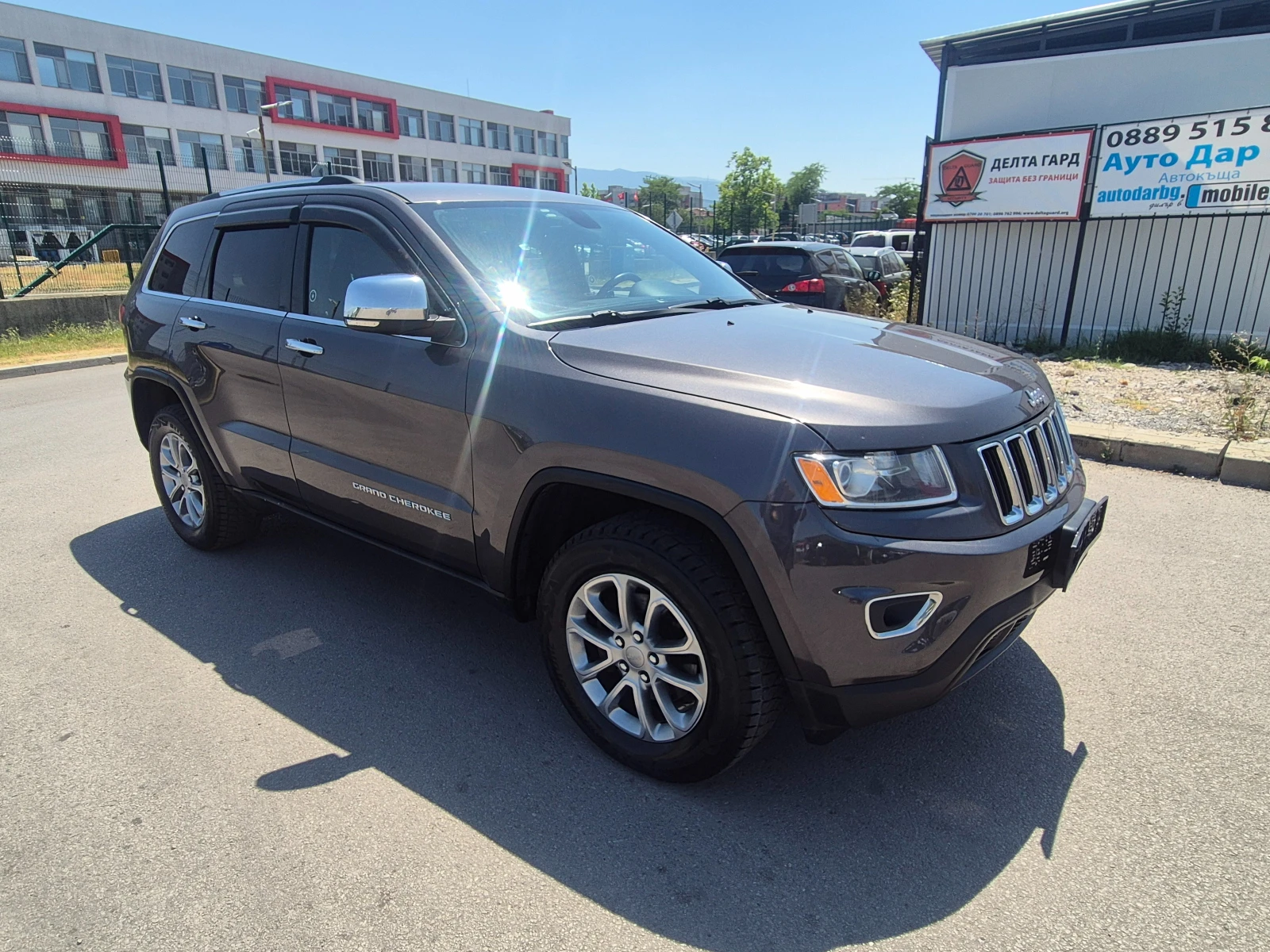 Jeep Grand cherokee  - изображение 3