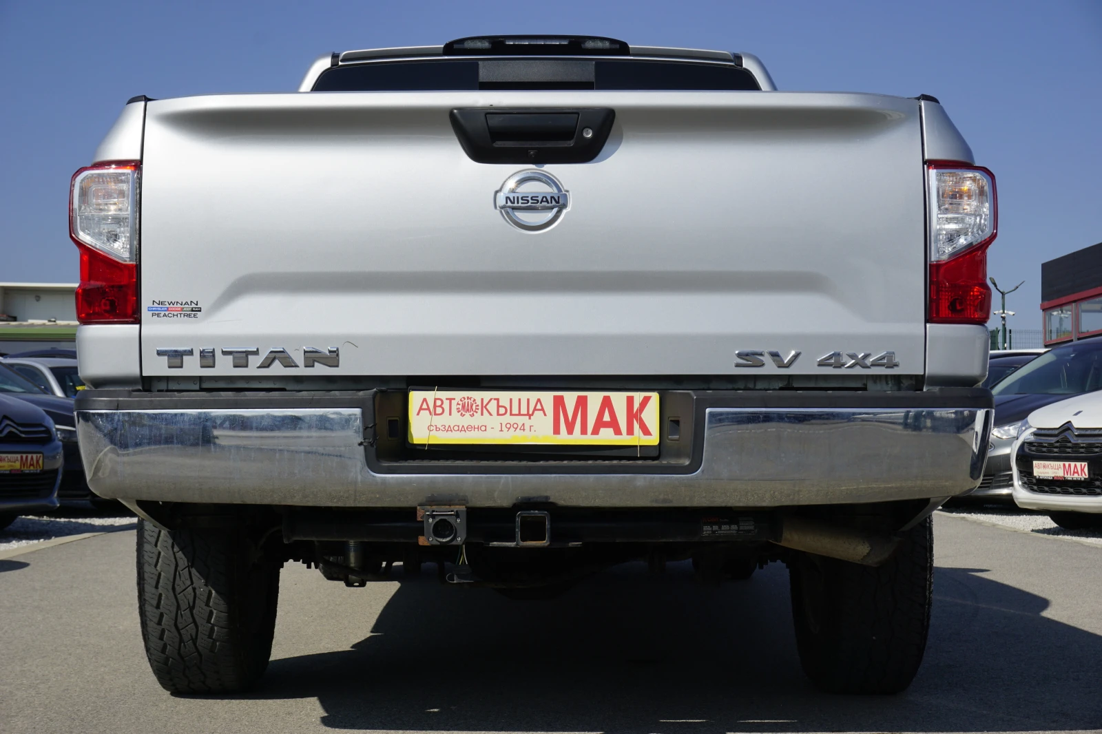 Nissan Titan crew cab 5+ 1места/Обслужен/Хладилник - изображение 6