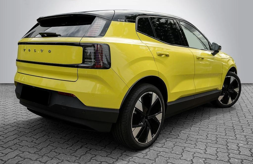 Volvo EX30 RANGE-PLUS* CAM* KEYLESS* NIGHT* LED* CARPLAY*  - изображение 3