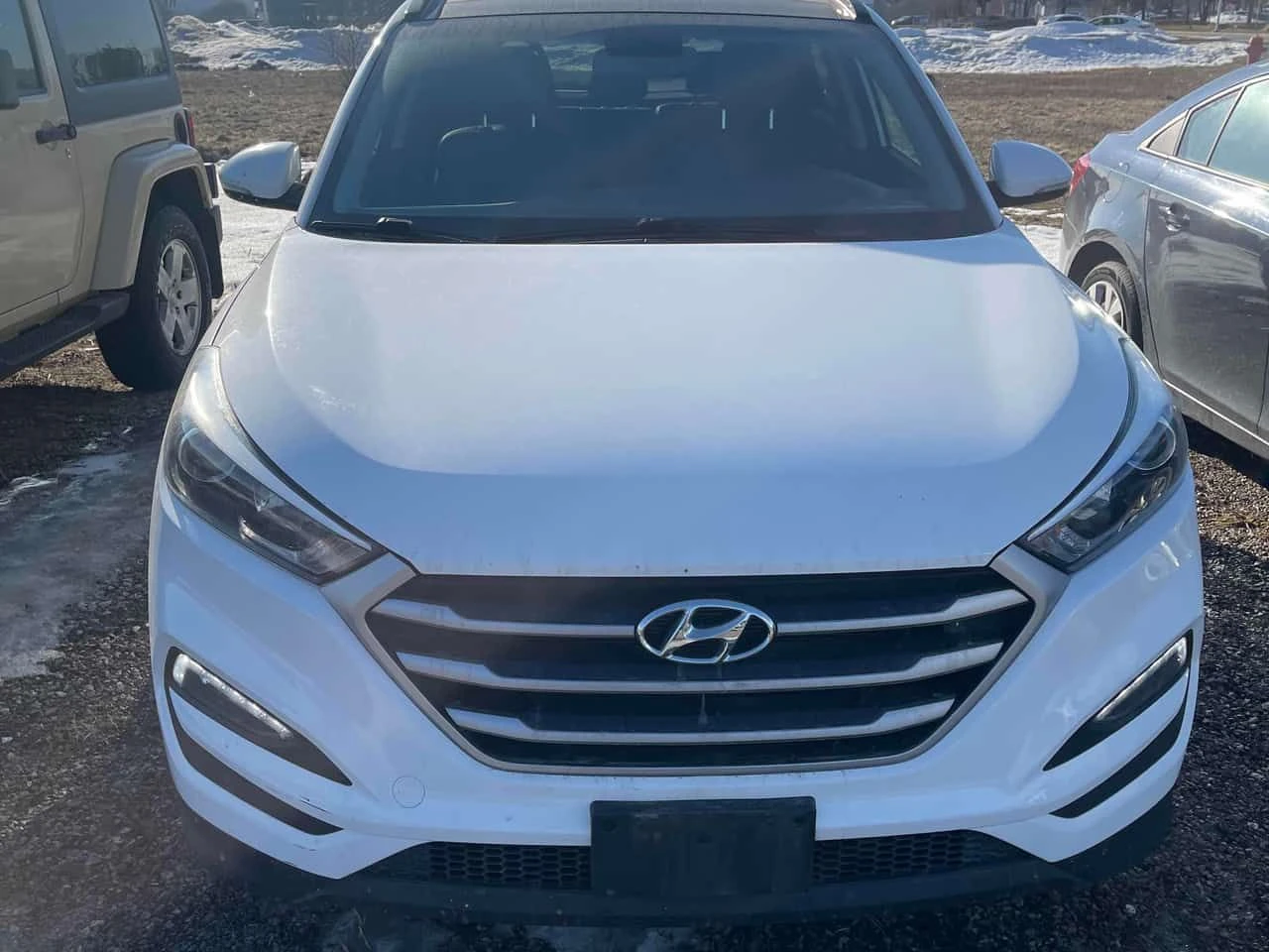 Hyundai Tucson * Luxury * CARFAX * ПАНОРАМА * KEYLESS * ПОДГРЕВИ - изображение 6