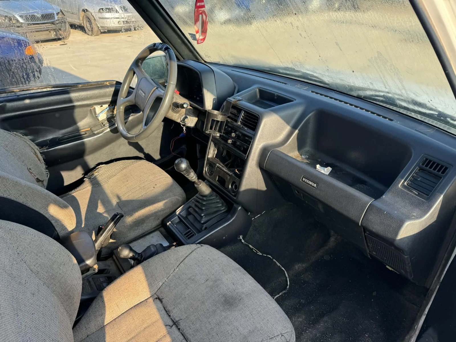 Suzuki Vitara 1.6 - изображение 5