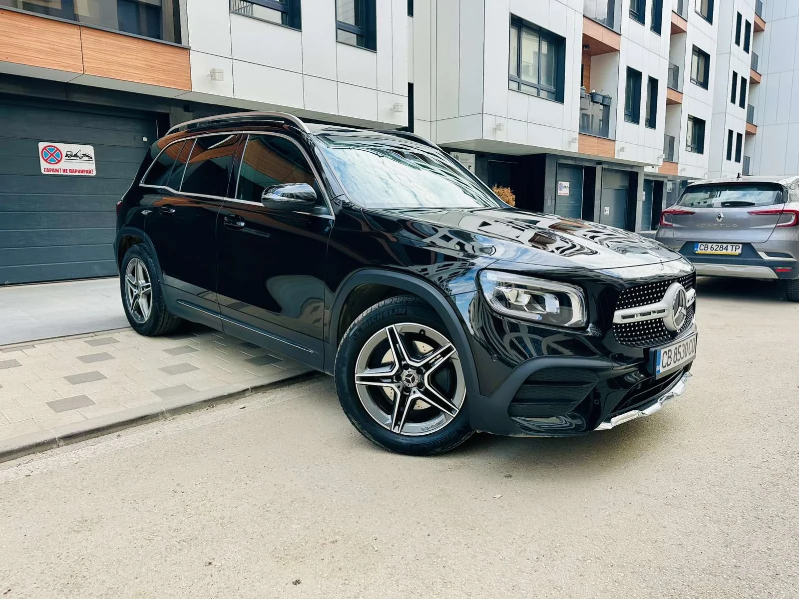 Mercedes-Benz GLB AMG, снимка 5 - Автомобили и джипове - 53992909