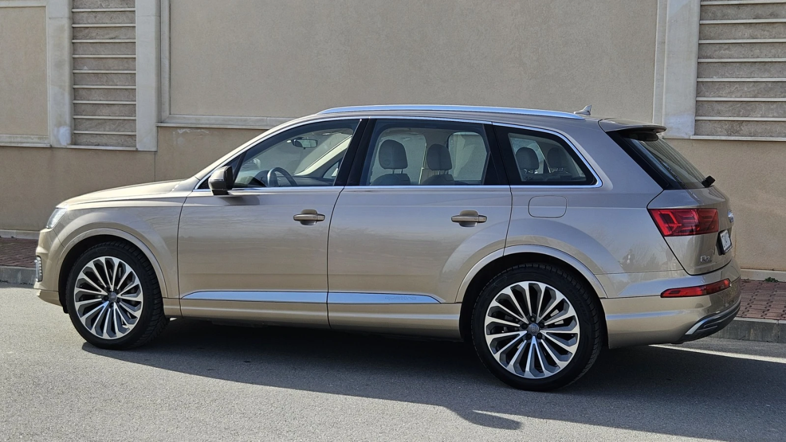 Audi Q7 E-tron | Поръчков | Сервизна история, снимка 4 - Автомобили и джипове - 54223050