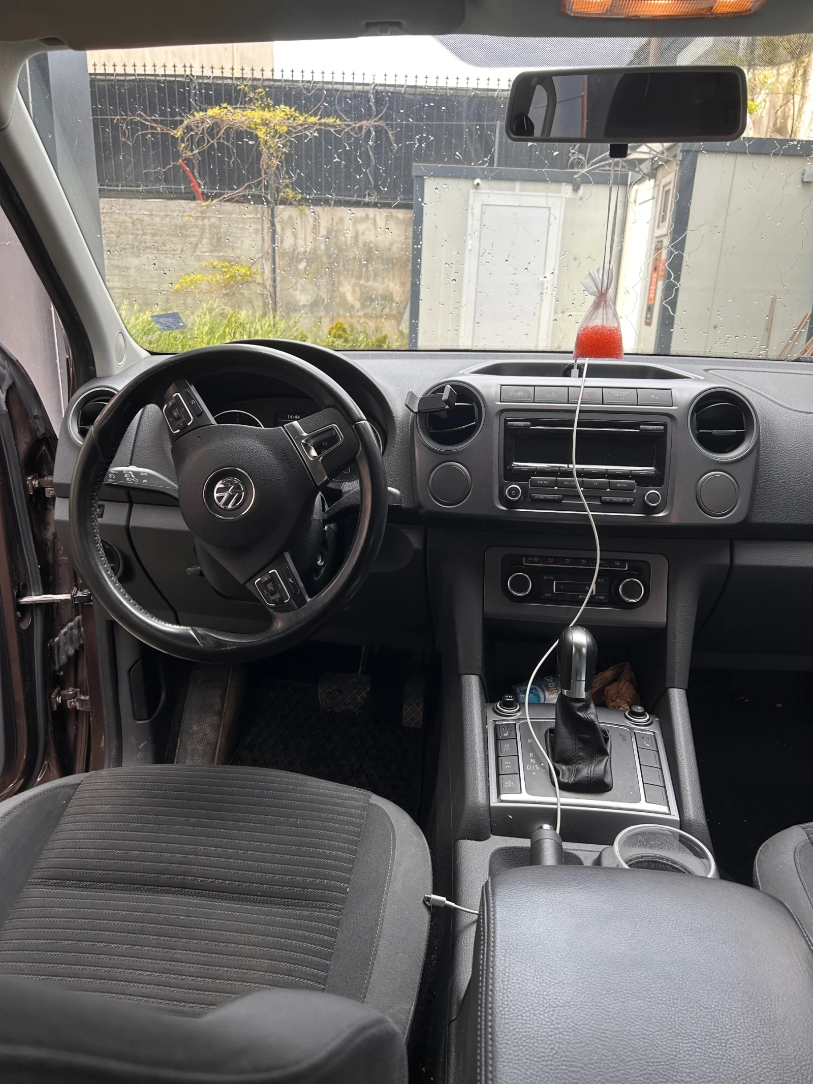 VW Amarok, снимка 9 - Автомобили и джипове - 54415186