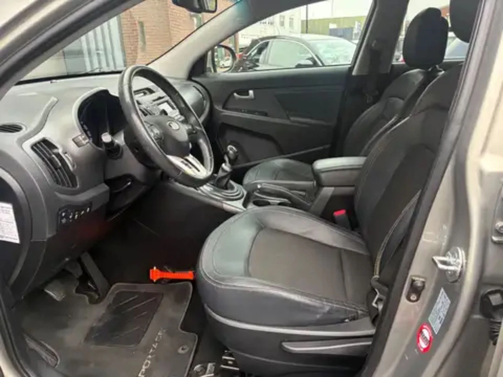 Kia Sportage БЕНЗИН, снимка 5 - Автомобили и джипове - 54480989
