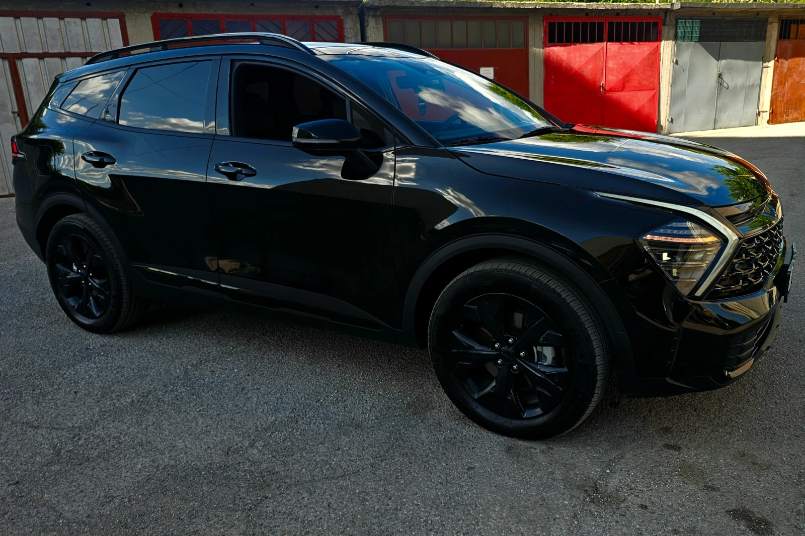 Kia Sportage 1.6 T-GDI Turbo бензин + електромотор, снимка 2 - Автомобили и джипове - 55287310