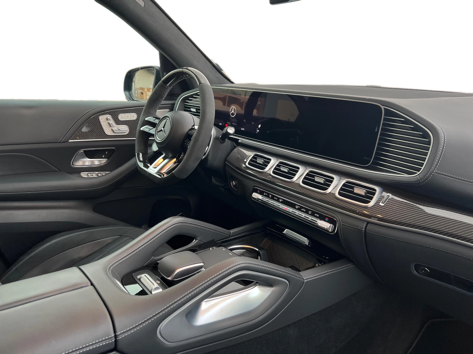Mercedes-Benz GLS 63 AMG 4MATIC+ , снимка 9 - Автомобили и джипове - 55803860