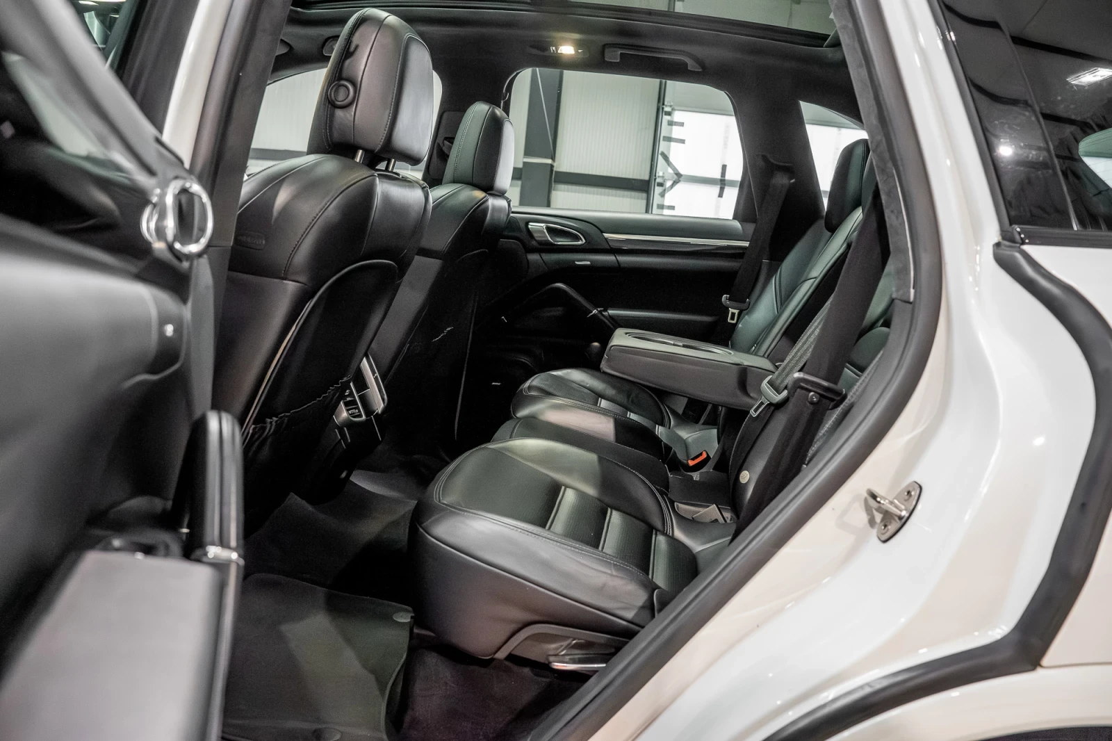 Porsche Cayenne 3.0D/Platinum Edition/GTS Pack/NAPPA  | Mobile.bg � ����������� 14