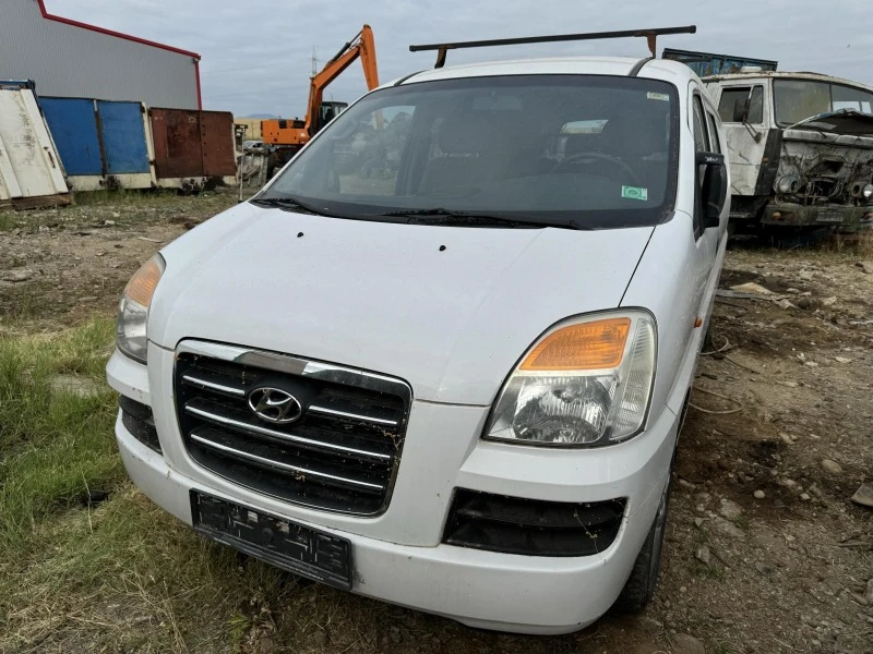 Hyundai H1 2.5, снимка 1 - Бусове и автобуси - 46370456