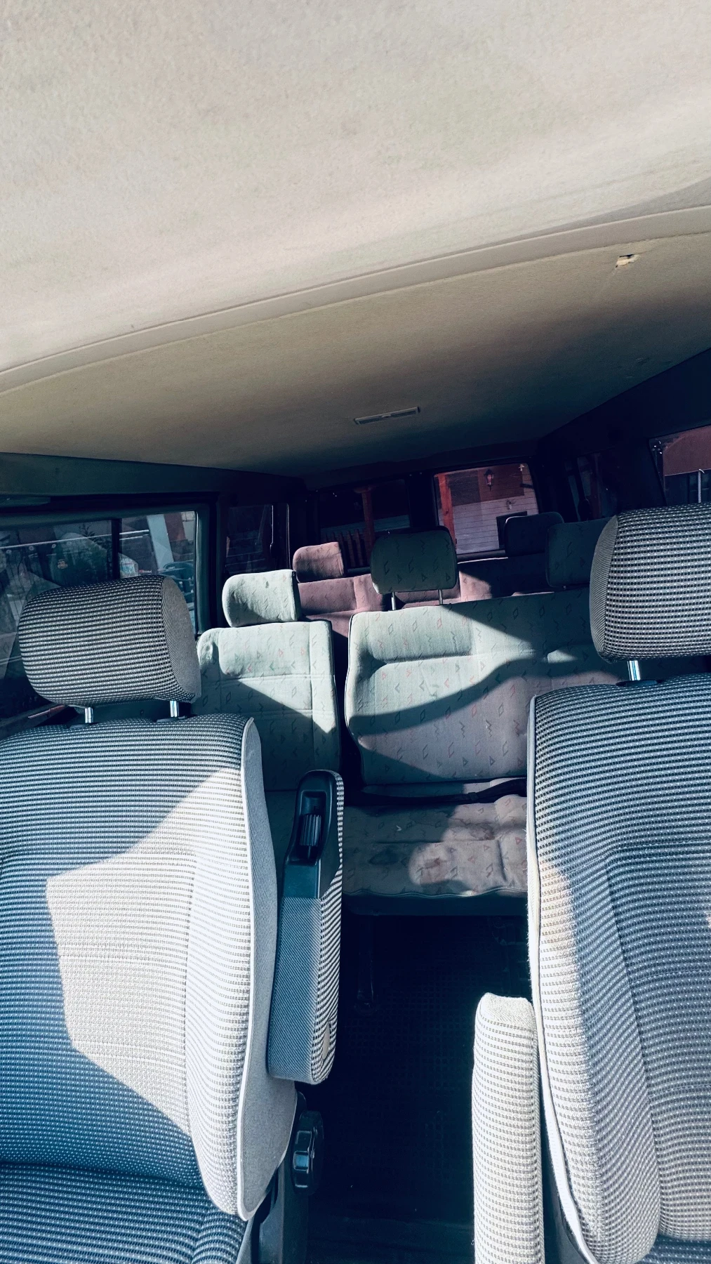 VW T4, снимка 10 - Бусове и автобуси - 56616135