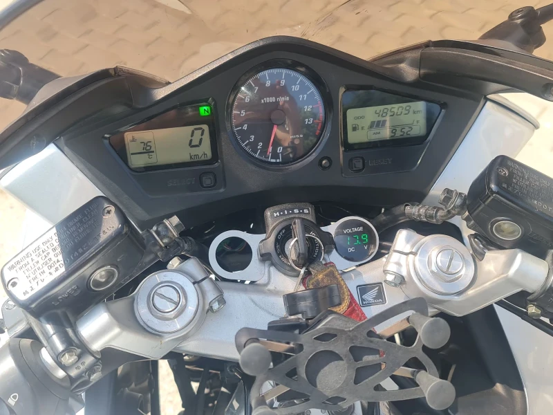 Honda Vfr V4 V-tec, снимка 5 - Мотоциклети и мототехника - 52681766