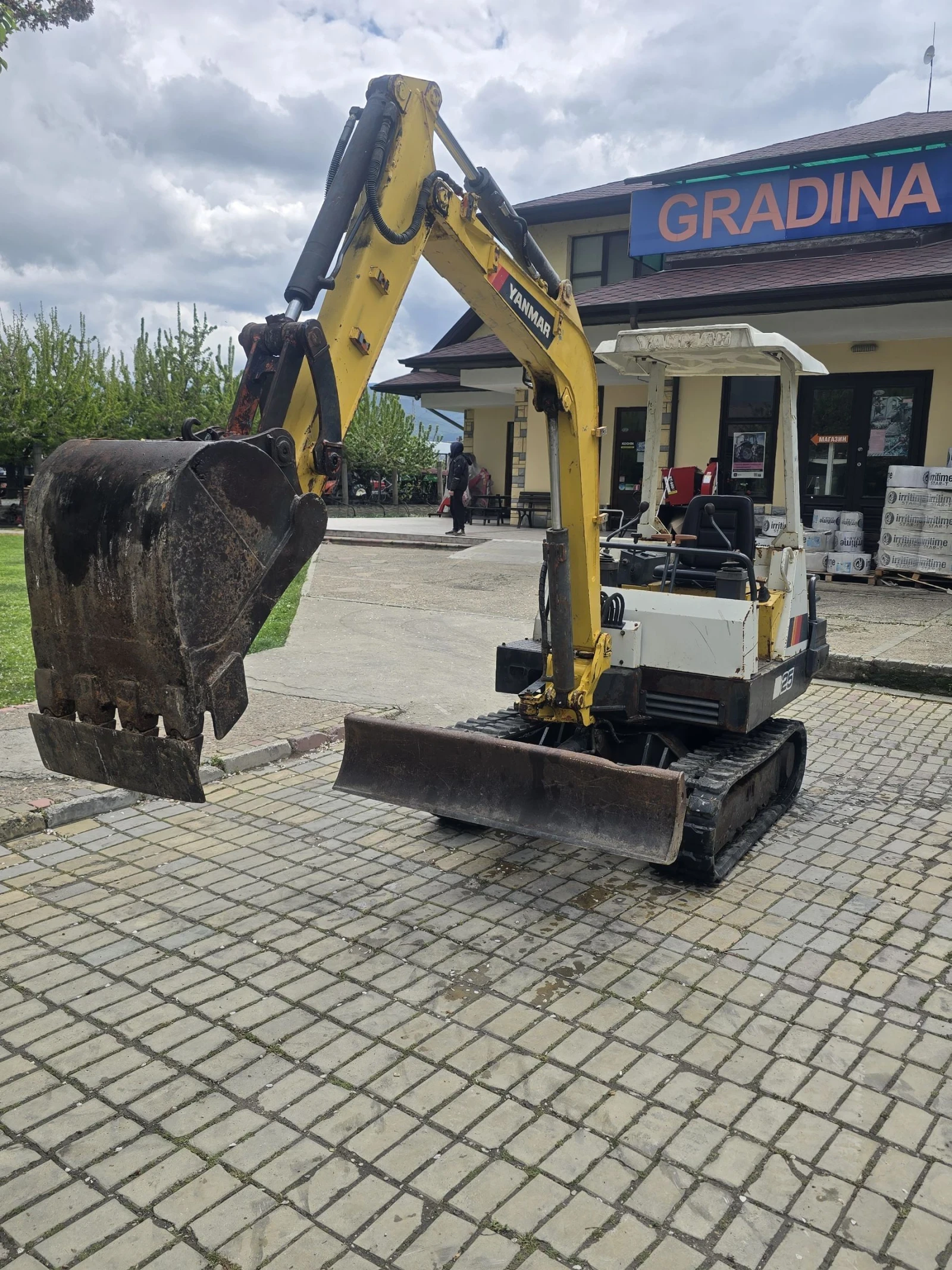 ����� Yanmar �25 | Mobile.bg � ����������� 3