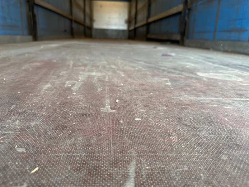 Полуремарке Schwarzmuller ДАВА СЕ ПОД НАЕМ..ВЪЗМОЖНА И ПРОДАЖБА, снимка 6 - Ремаркета - 52545668