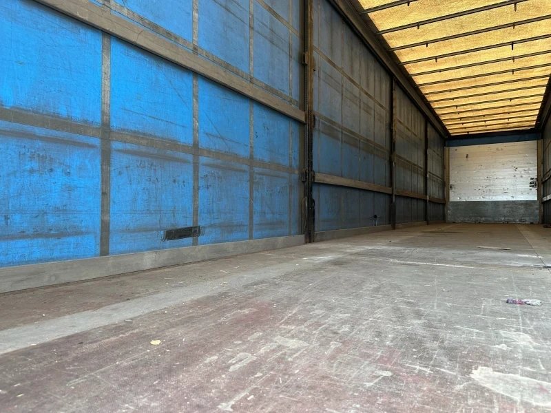 Полуремарке Schwarzmuller ДАВА СЕ ПОД НАЕМ..ВЪЗМОЖНА И ПРОДАЖБА, снимка 4 - Ремаркета - 52545668